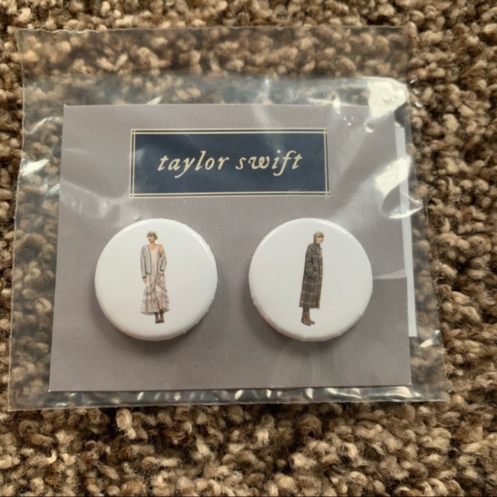 NEW Taylor Swift Folklore Eras Pin Set - Picture 4 of 6